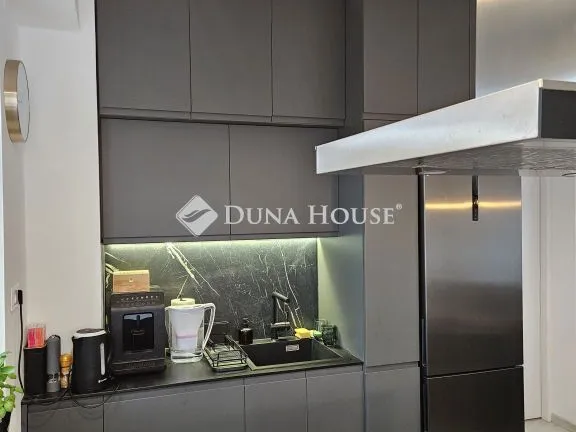 Eladó lakás Pécs 92 nm