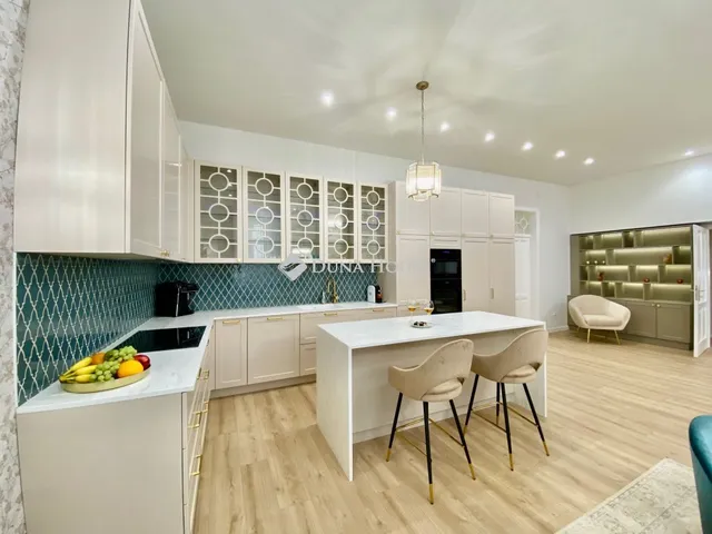 Eladó lakás Budapest V. kerület, Belgrád rakpart 145 nm