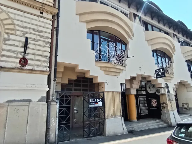 Eladó kereskedelmi és ipari ingatlan Pécs 50 nm