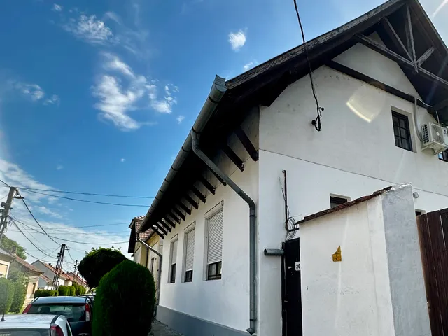 Eladó ház Szigetvár 280 nm