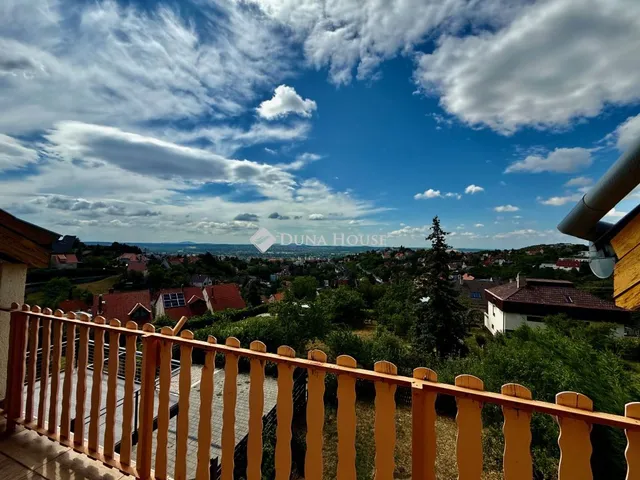 Eladó ház Pécs, Görbe dűlő 200 nm