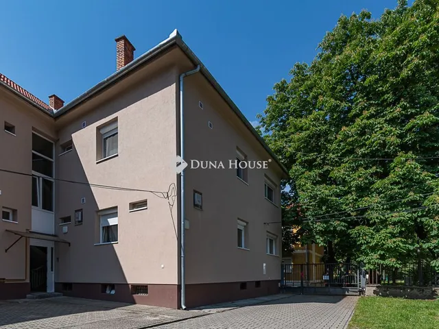 Eladó lakás Szekszárd 57 nm
