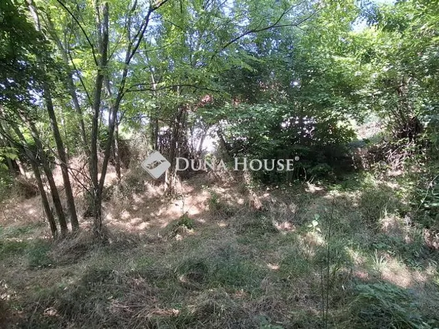 Eladó telek Pécs 1115 nm