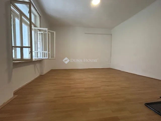 Eladó ház Baksa 70 nm