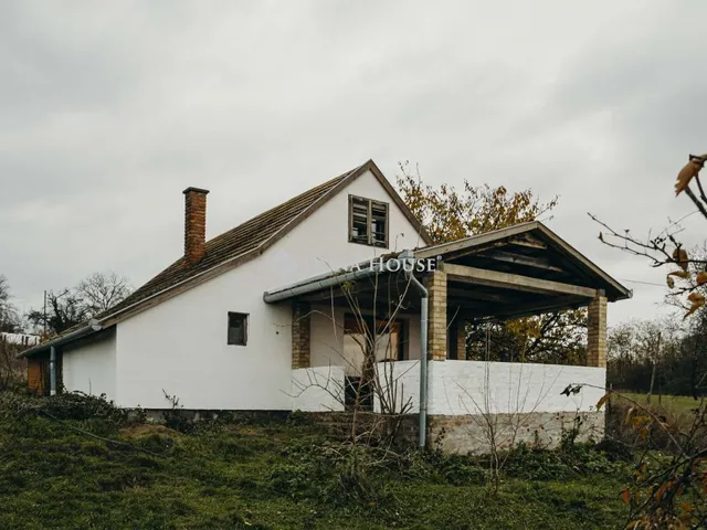 Eladó mezőgazdasági ingatlan Mozsgó, Zártkert 101 nm