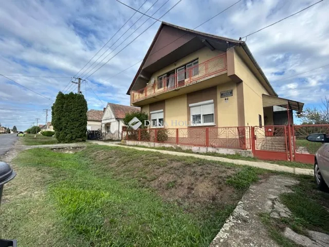 Eladó ház Lakócsa, Petőfi utca 190 nm