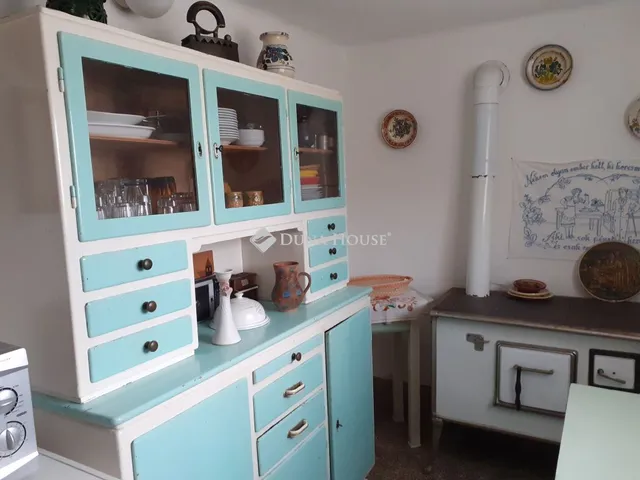 Eladó üdülő és hétvégi ház Pécsvárad, Zártkert 70 nm