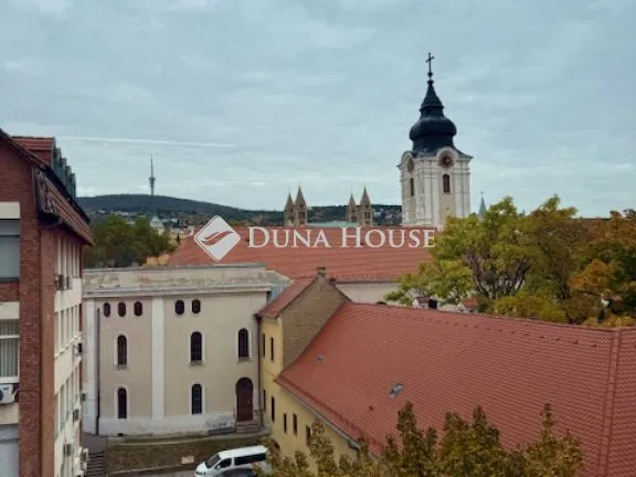Kiadó lakás Pécs, Rákóczi út 43 nm