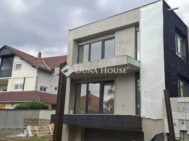 Eladó lakás Pécs 63 nm