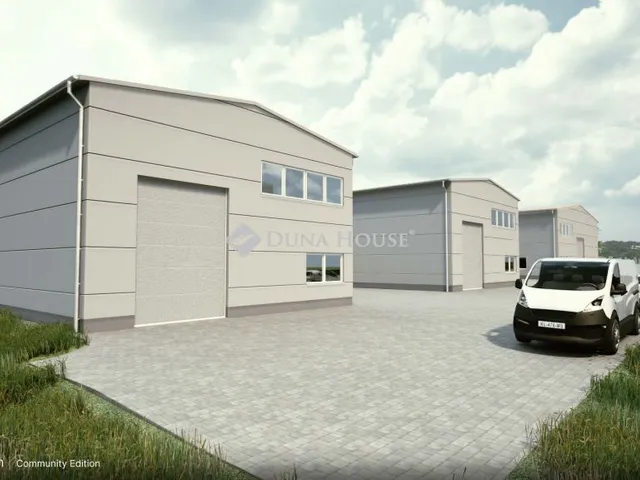 Eladó kereskedelmi és ipari ingatlan Pécs 318 nm