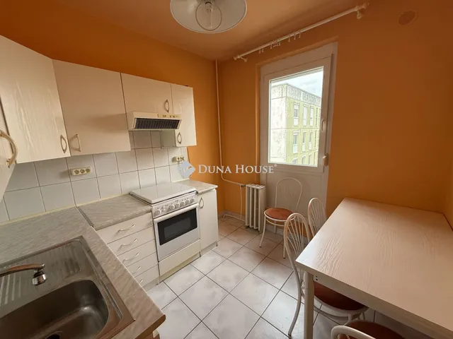 Eladó lakás Pécs, Málomhegyi út 50 nm