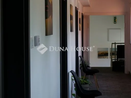 Eladó kereskedelmi és ipari ingatlan Harkány, Bajcsy-Zsilinszky Endre utca 7961 nm