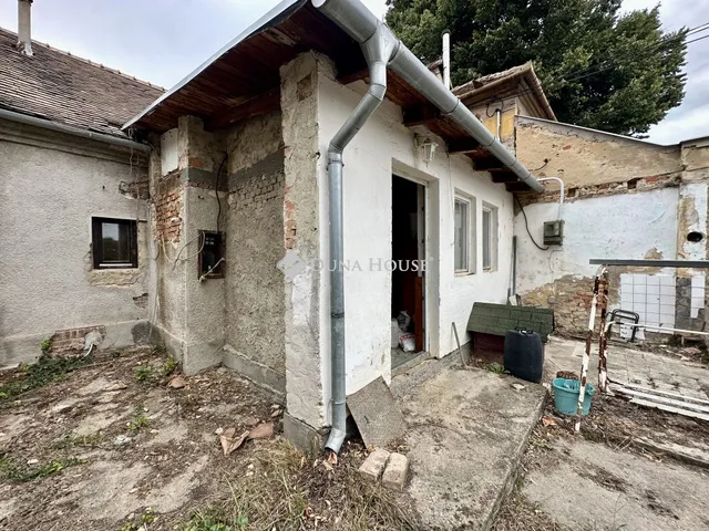 Eladó ház Pécs, D utca 78 nm