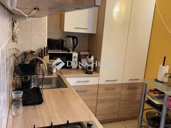Eladó lakás Pécs, Madách Imre utca 54 nm