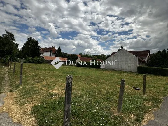 Eladó telek Harkány, Szent István utca 1063 nm