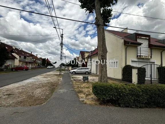 Eladó telek Harkány, Szent István utca 1063 nm