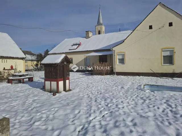 Eladó ház Sumony, Petőfi Sándor utca 224 nm