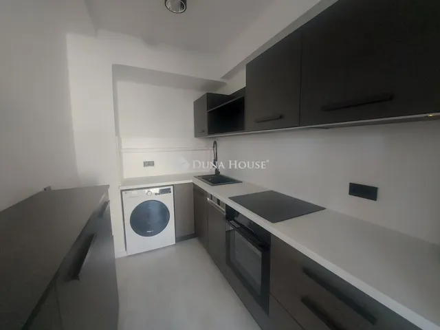 Eladó lakás Pécs 62 nm