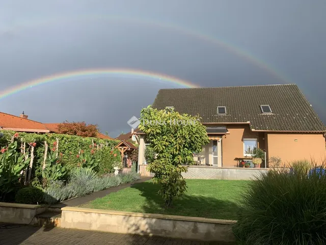 Eladó ház Kozármisleny 183 nm