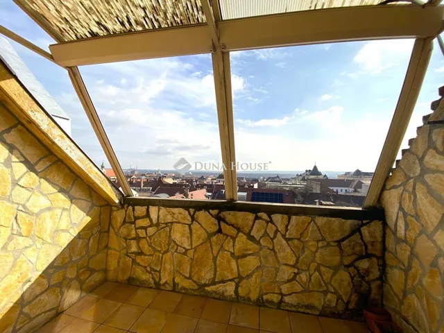 Kiadó lakás Pécs, József utca 66 nm