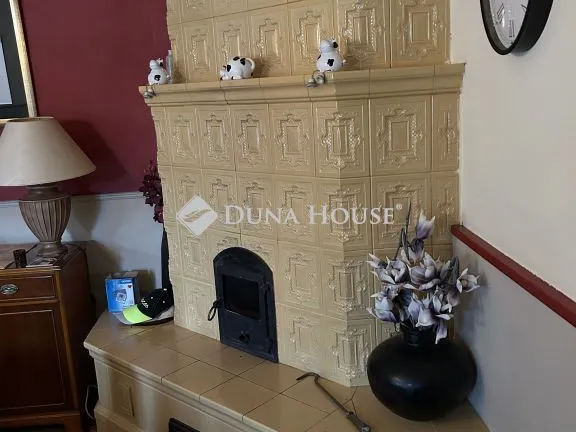 Eladó ház Almáskeresztúr, Fő utca 165 nm