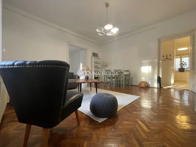 Eladó lakás Pécs 69 nm