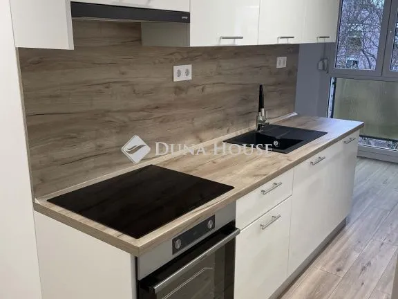 Eladó lakás Pécs 61 nm