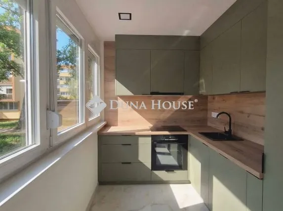 Eladó lakás Pécs 61 nm