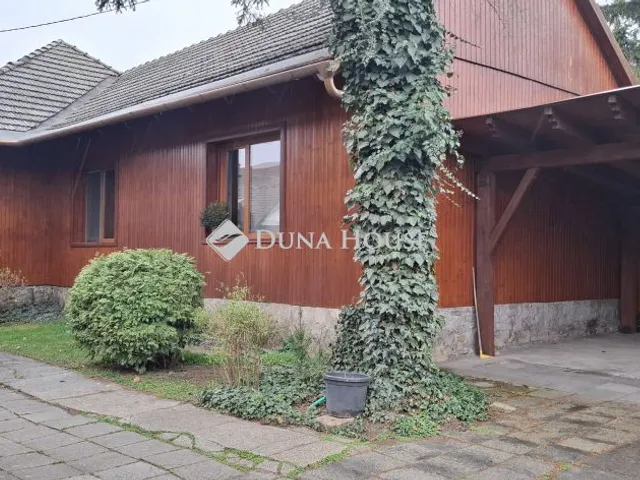 Eladó ház Bonyhád 150 nm