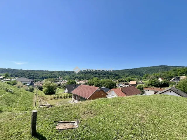 Eladó ház Mecseknádasd 98 nm
