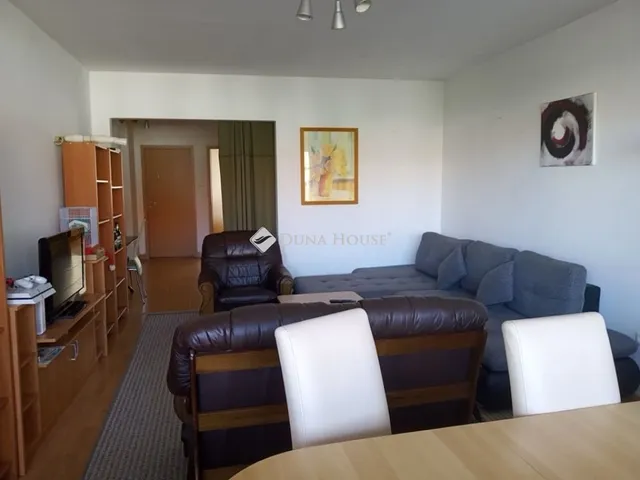 Kiadó lakás Pécs, Király utca 100 nm
