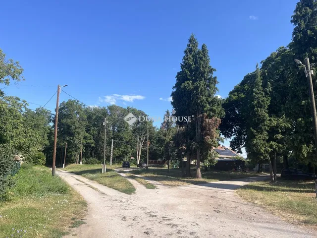 Eladó telek Görcsöny 4360 nm