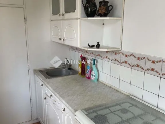 Eladó lakás Pécs, Sarolta utca 64 nm