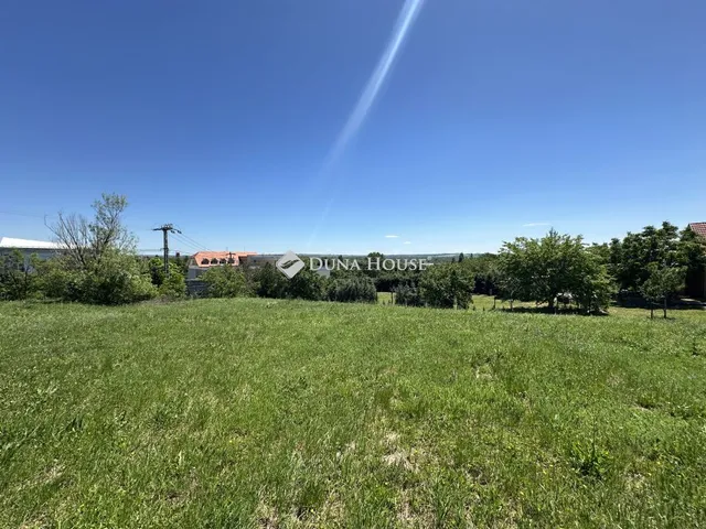 Eladó telek Pécs, Nagy-zsebei út 1873 nm