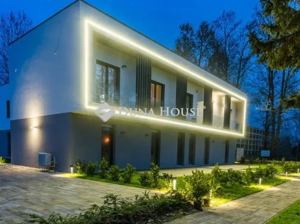 Eladó lakás Siklós, Gyűdi út 73 nm