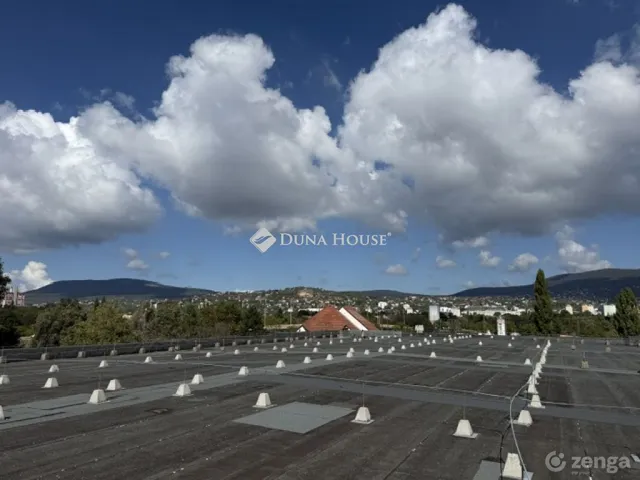 Eladó kereskedelmi és ipari ingatlan Pécs, Közraktár utca 488 nm