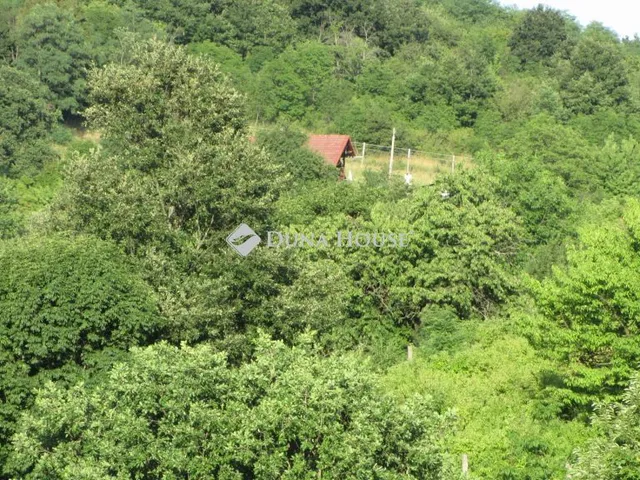 Eladó telek Verőce 1877 nm