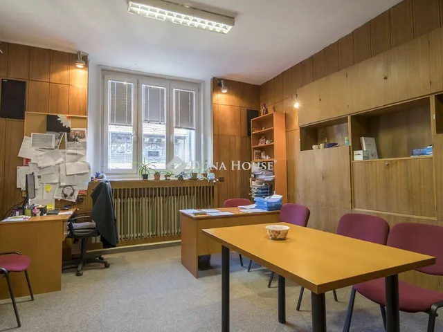 Kiadó kereskedelmi és ipari ingatlan Budapest VII. kerület 68 nm