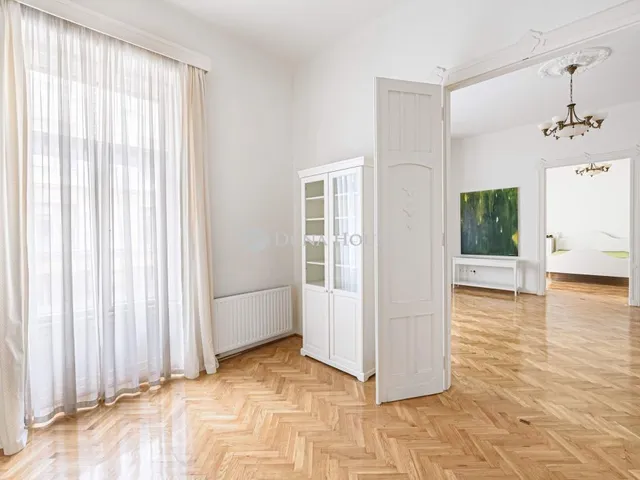 Eladó lakás Budapest VII. kerület 114 nm