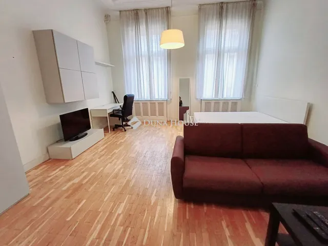 Eladó lakás Budapest VI. kerület 58 nm