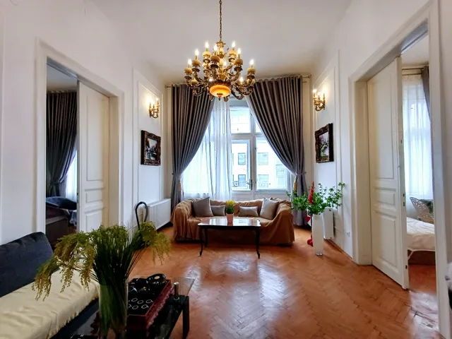 Eladó lakás Budapest V. kerület 112 nm
