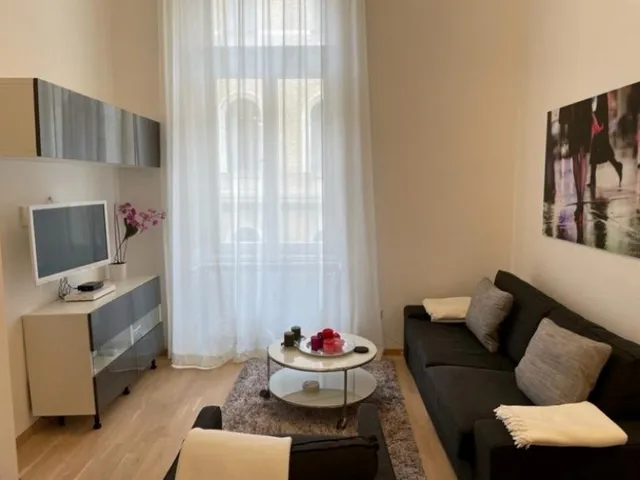 Kiadó lakás Budapest V. kerület 55 nm