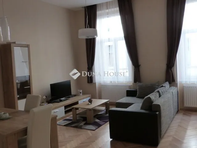 Kiadó lakás Budapest VI. kerület 72 nm