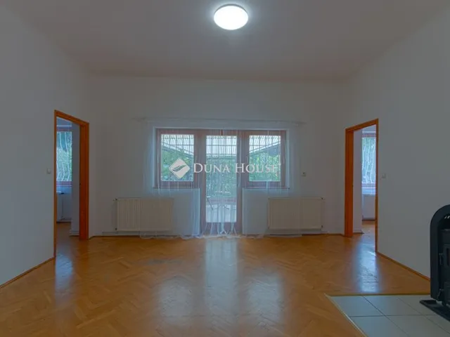 Kiadó ház Budapest XIV. kerület 270 nm