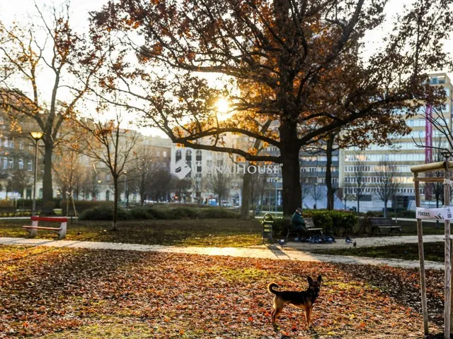 Kiadó lakás Budapest VIII. kerület, II. János Pál pápa tér 35 nm