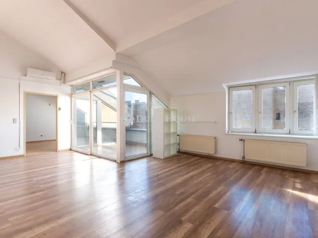 Eladó lakás Budapest VII. kerület 93 nm