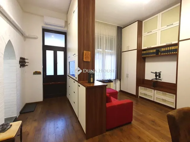 Eladó lakás Budapest VII. kerület, Damjanich utca 60 nm