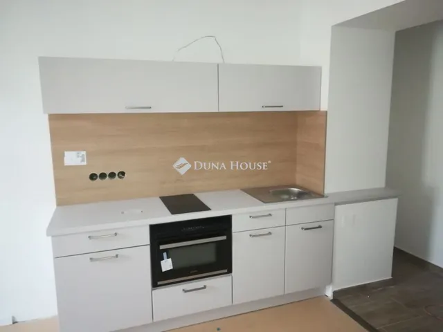 Kiadó lakás Budapest XIII. kerület, Béke utca 30 nm