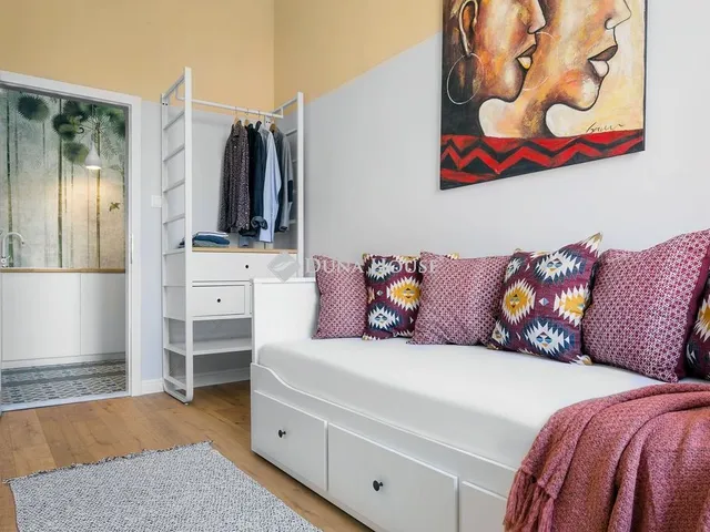 Eladó lakás Budapest VII. kerület, Klauzál tér 80 nm