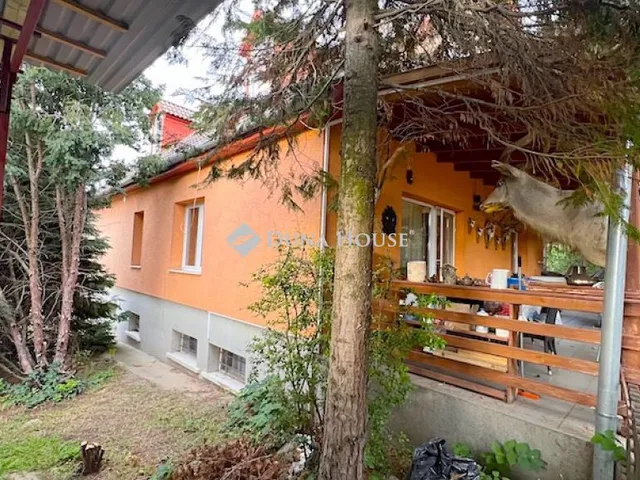 Eladó ház Erdőkertes 218 nm